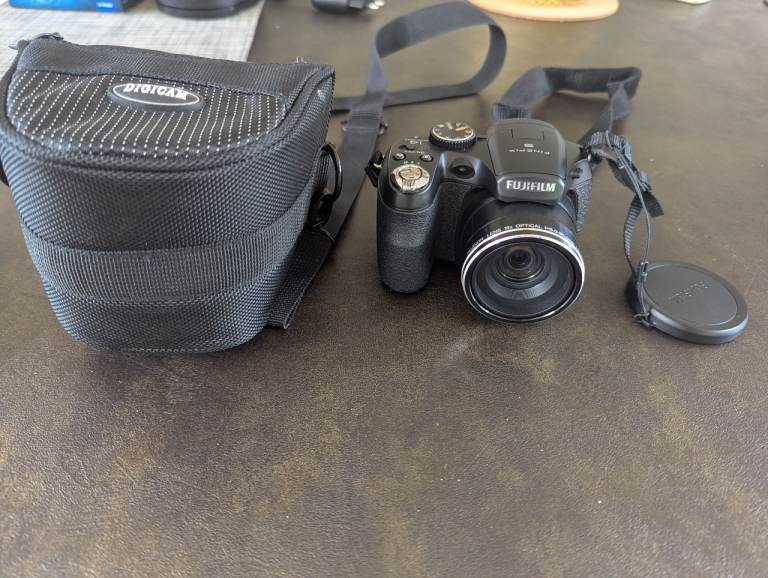 Fujifilm Digital Camera with Case – Good Condition