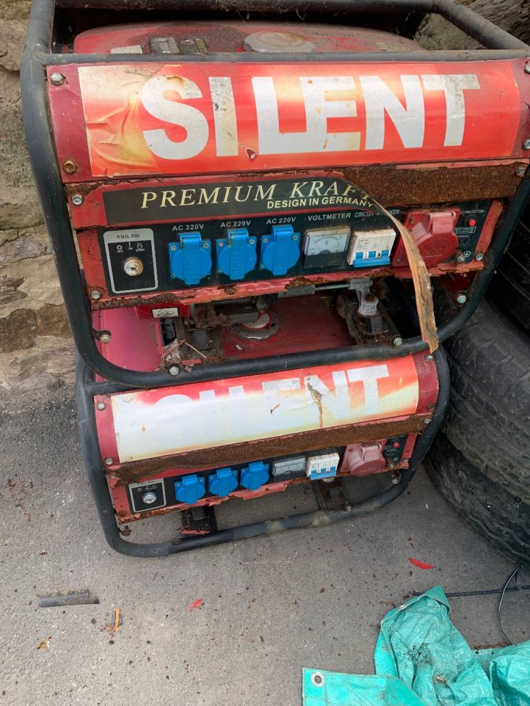 Silent Premium Kraft Generator - Red, Fair Condition