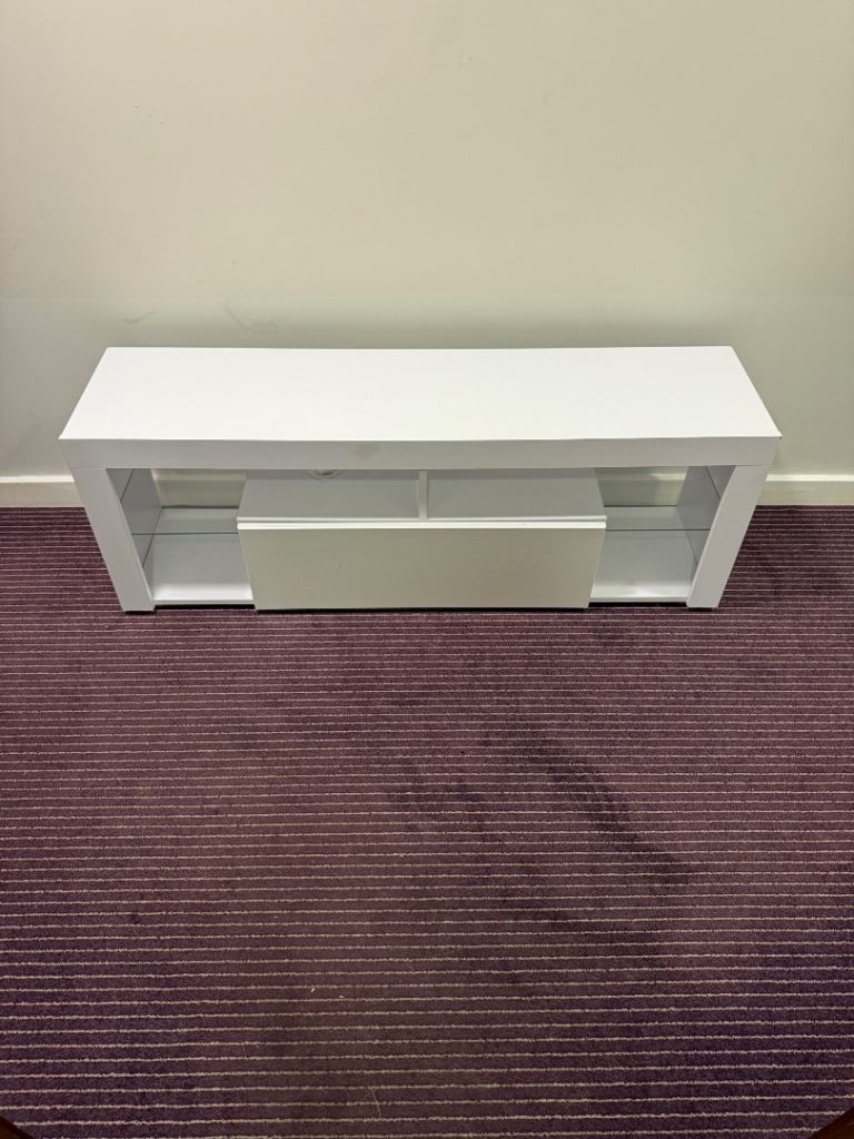 White Ikea Tv stand