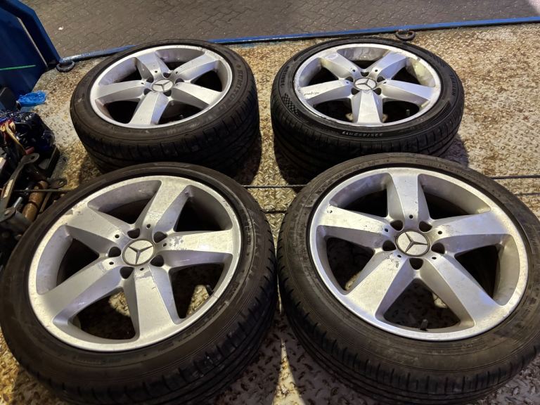 Set of 4 17” Mercedes slk r171 staggered alloy wheels with tyres genuine 