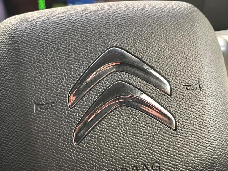 2023 Citroen e-C4 50kWh Shine Plus Auto 5dr (7.4kW Charger) HATCHBACK Electric Automatic