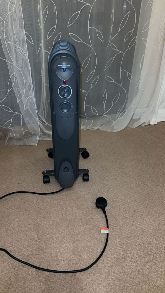 image for ‏9 Fin Oil Filled Radiator Gunmetal Grey