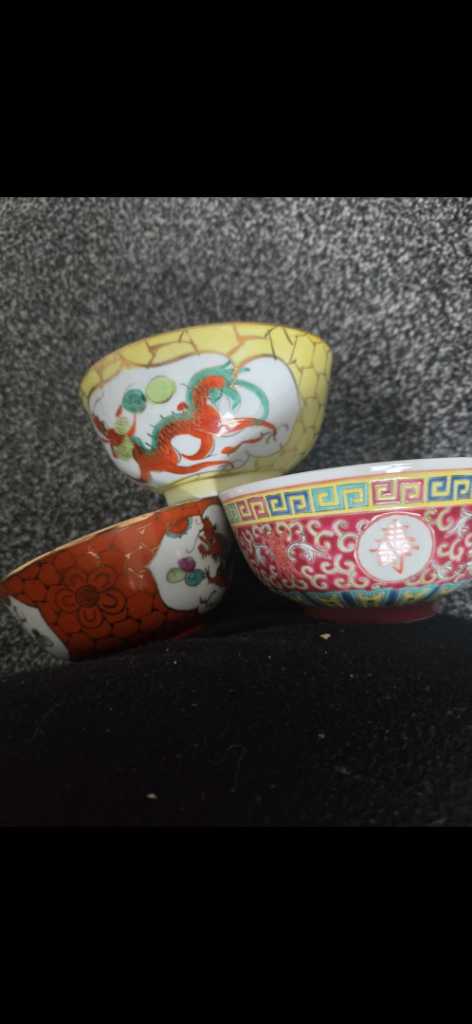 Vintage Chinese porcelain rice bowls 