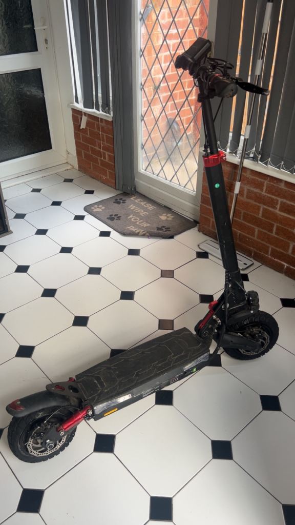 Electric scooter, 28mph,48v, 1000w