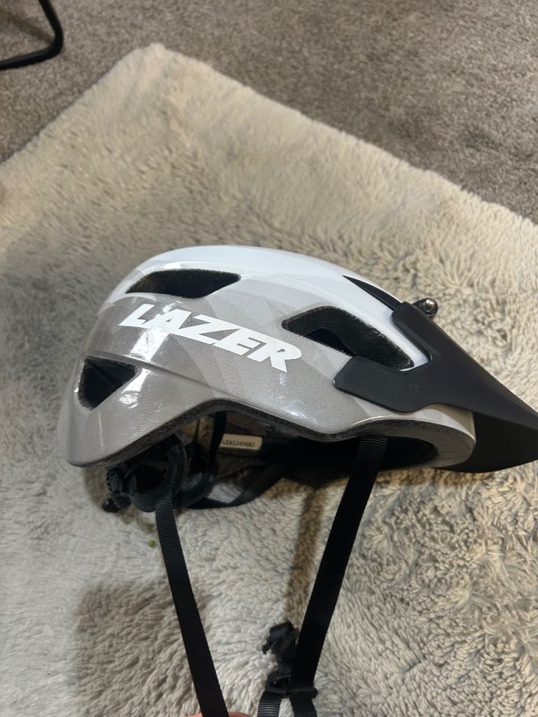BRAND NEW MOUNTAIN/ROADBIKE HELMETS £30 each