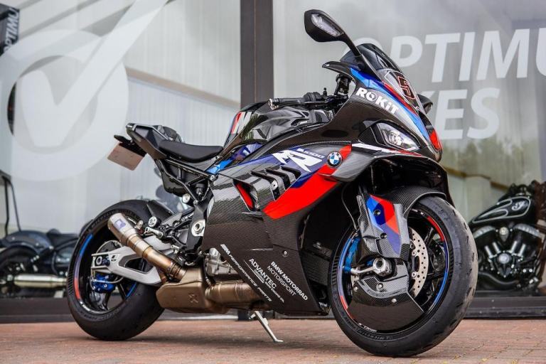 BMW M 1000 RR COMPETITION PACK ! RACE FIT ! LOADED WITH CARBON ! STUNNING