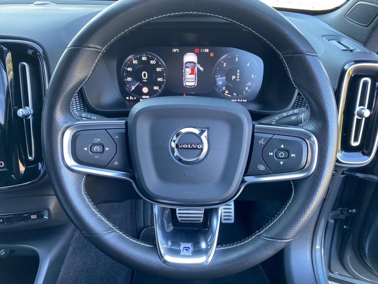 2018 Volvo XC40 2.0 D4 R-Design Pro Auto AWD Euro 6 (s/s) 5dr ESTATE Diesel Automatic