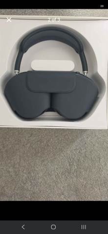 Apple AirPods Max Headphones - Space Grey | in Romford, London