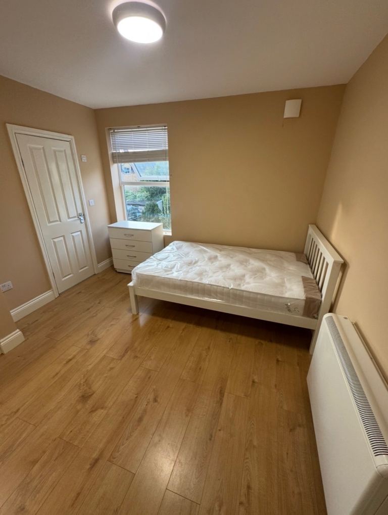 Room own shower toilet and kitchenette 