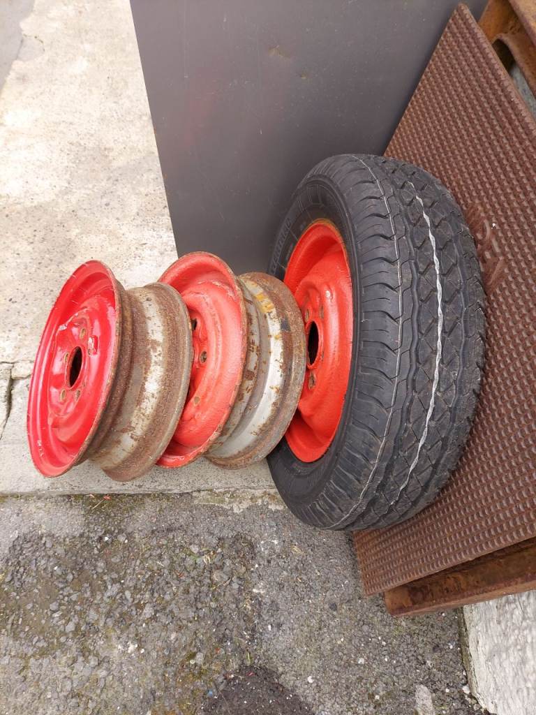 Tyre and wheel rims