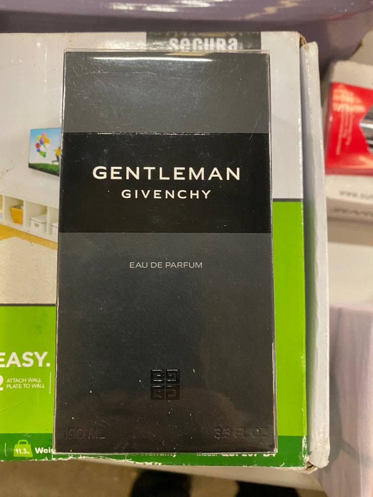 Givenchy gentleman 