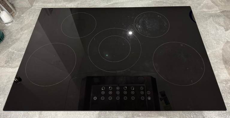 ElectriQ EIQC77 77cm Ceramic Hob – Good Condition