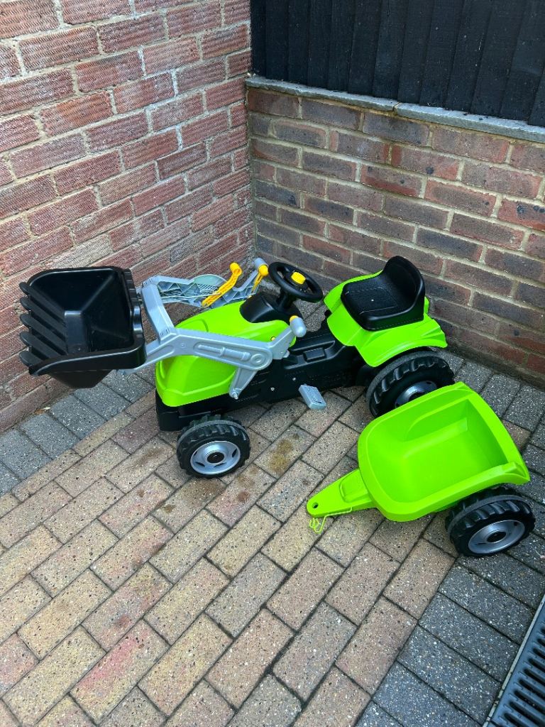 Green Pedal Tractor with Front Loader & Trailer – Good Condition