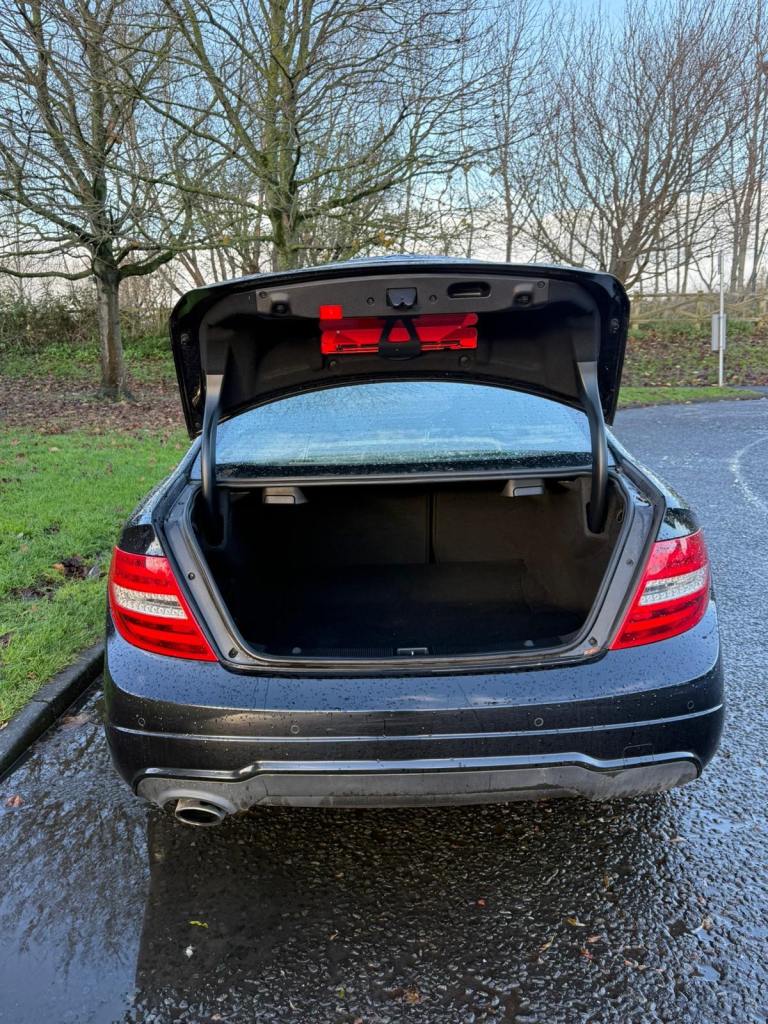 Mercedes-Benz, C CLASS, Coupe, 2011, Manual, 2143 (cc), 2 doors