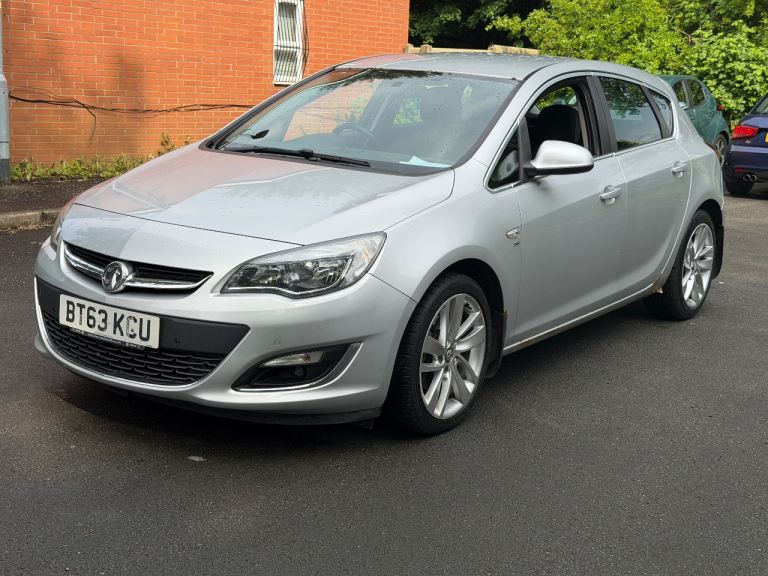 Vauxhall, ASTRA, Hatchback, 2013, Manual, 1956 (cc), 5 doors