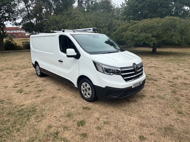 Renault, TRAFIC advance, 2025, only 2000 miles, Manual, 1997 (cc)