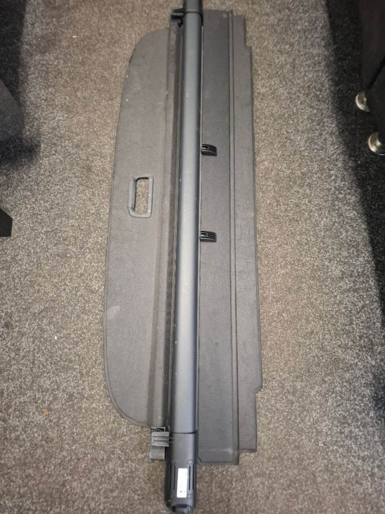 Skoda Octavia Estate retractable parcel shelf 2018 (68)