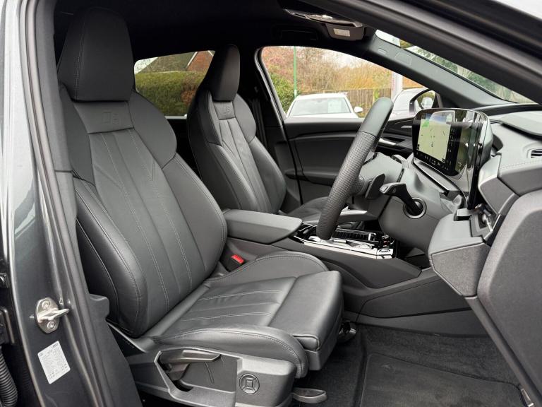 2025 Audi Q6 e-tron 285kW Quattro 100kWh S Line 5dr Auto ESTATE ELECTRIC Automatic