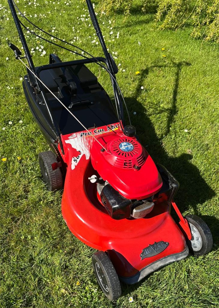 Honda Rover ProCut560 22”heavy commercial alloy lawnmower PowerDrive mulch/bag mower lifts wet grass