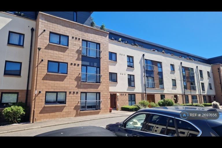 2 bedroom flat in Pinkhill Park, Edinburgh, EH12 (2 bed) (#2697656)