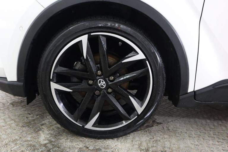 2022 Toyota C-HR 1.8 VVT-h GR SPORT CVT Euro 6 (s/s) 5dr HATCHBACK PETROL/ELECTRIC Automatic
