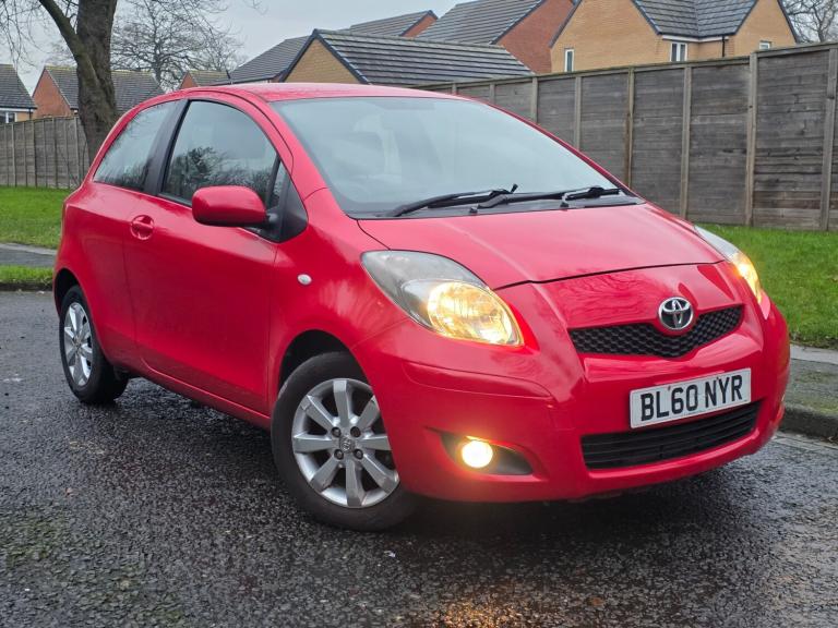 2011 Toyota Yaris 1.33 VVT-i T Spirit Nav 3dr [6] HATCHBACK Petrol Manual