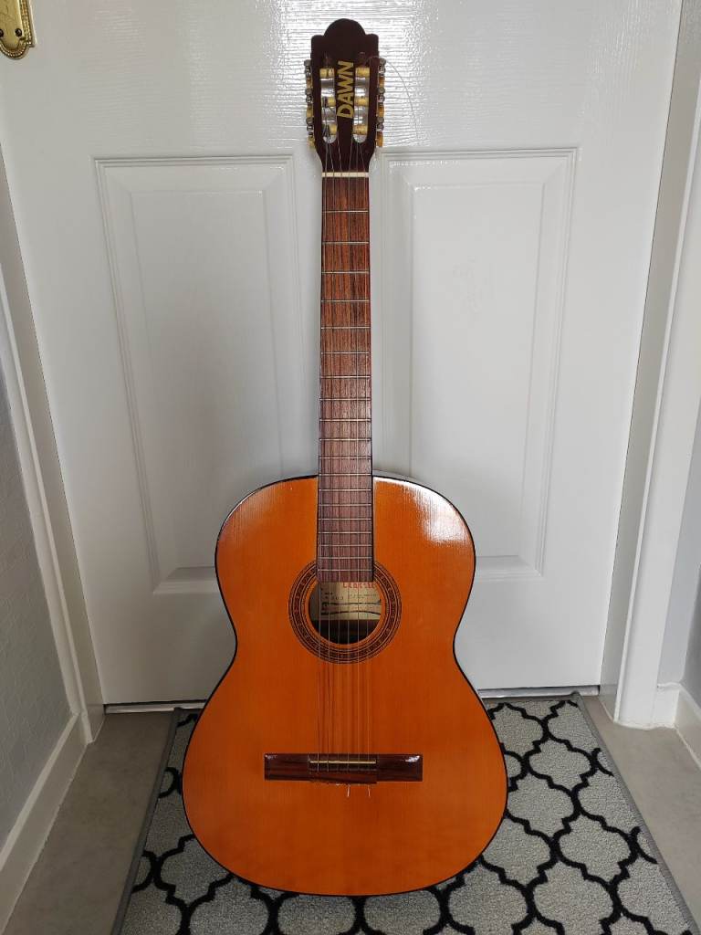  Acoustic Guitar - Natural Wood Finish