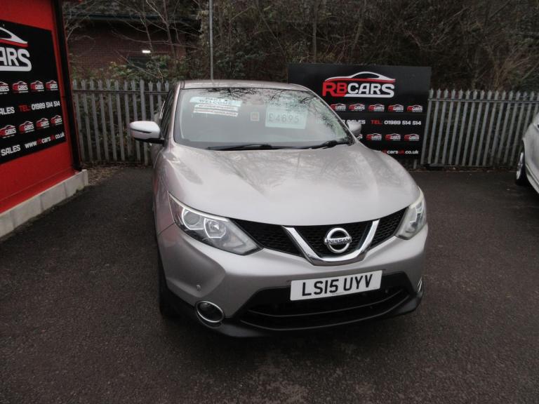 2015 Nissan Qashqai 1.5 dCi Acenta [Smart Vision Pack] 5dr HATCHBACK Diesel Manual