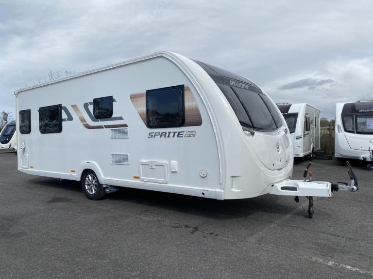 2022 SWIFT SPRITE MAJOR 4SB LUXURY 4 BERTH TOURING CARAVAN