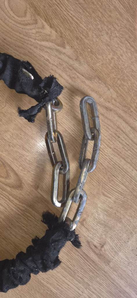heavy-duty security locking chain