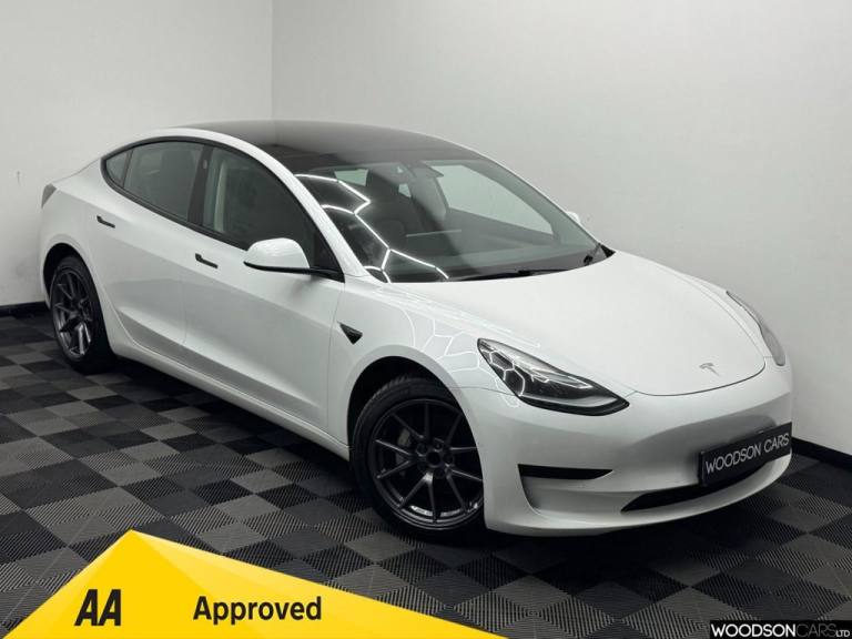 2021 Tesla Model 3 Standard Range Plus Saloon 4dr Electric Auto RWD (241 bhp) Saloon ELECTRIC Aut...