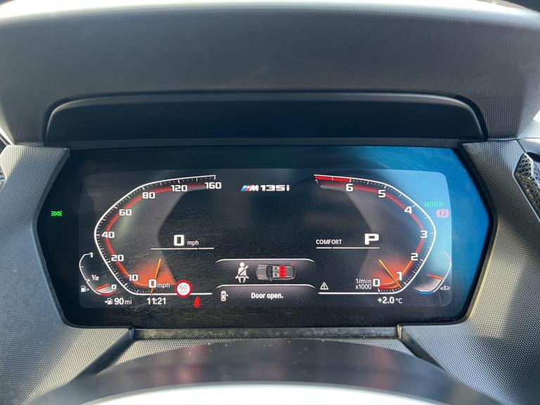 2022 BMW 1 Series 2.0 M135i Auto xDrive Euro 6 (s/s) 5dr HATCHBACK Petrol Automatic
