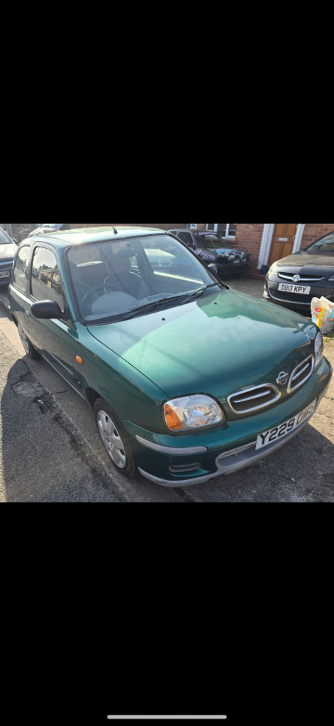Nissan Micra, 1L Petrol, 2001.