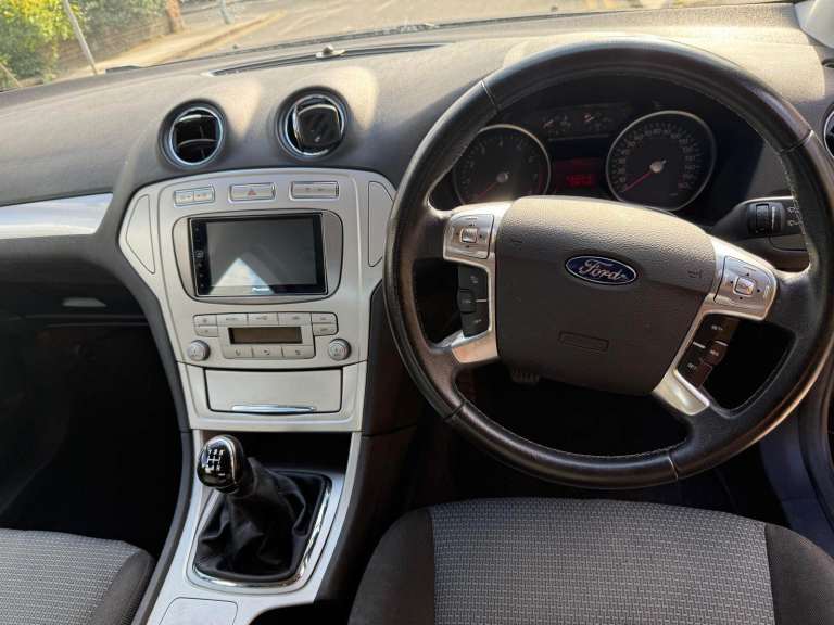 Ford, MONDEO, Hatchback, 2008, Manual, 1596 (cc), 5 doors