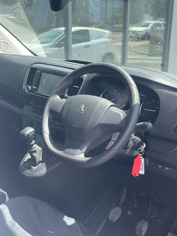 2023 Peugeot Expert 1.5 BlueHDi 1000 Professional Premium + Long Panel Van LWB Euro 6 (s/s) 6dr P...