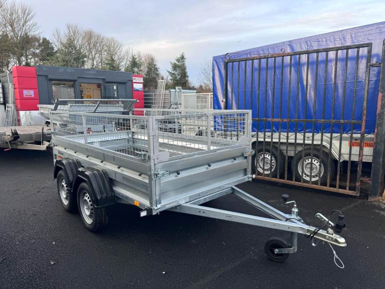 BRAND NEW ZASLAW 8,7FT x 4,4FT TWIN AXLE TRAILER WITH 40CM MESH