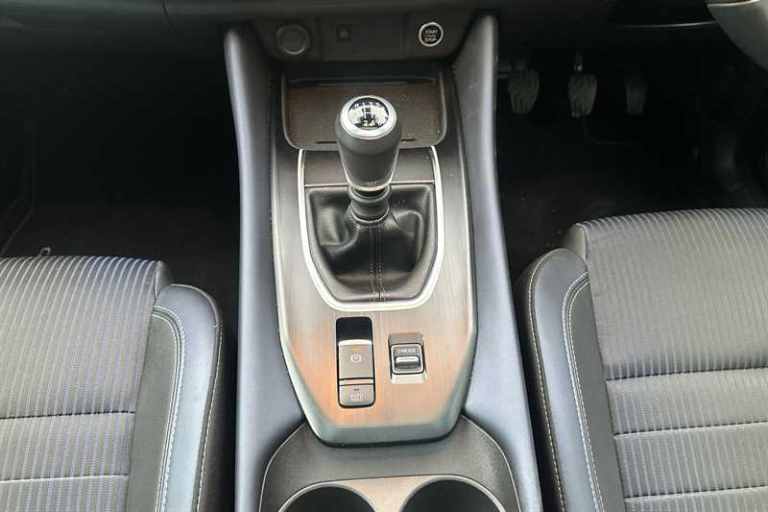 2024 Nissan Qashqai 1.3 DIG-T MH TEKNA 5DR Hatchback Petrol Manual