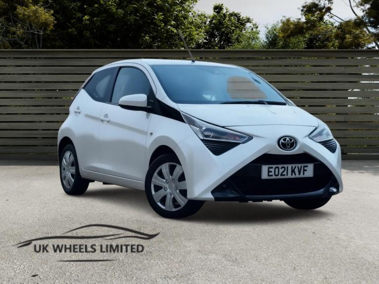 2021 Toyota AYGO 1.0 VVT-i X-Play TSS 5dr x-shift HATCHBACK PETROL Automatic