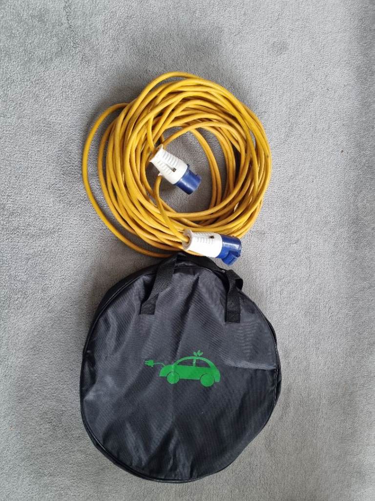 25m Caravan / Campervan Hook Up Lead with Bag and Tidy Reel