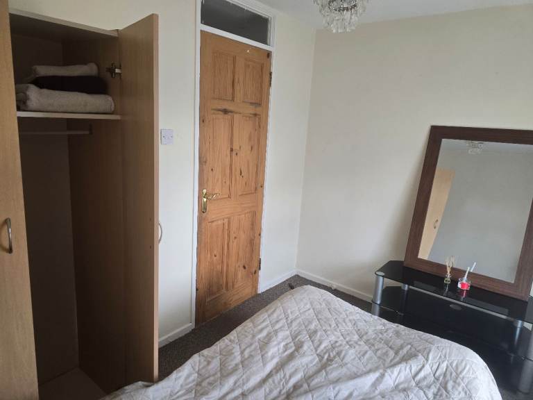Single room available 