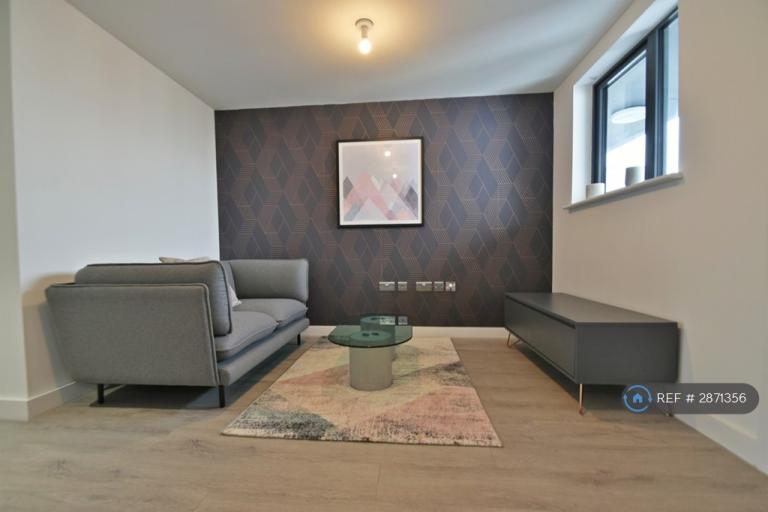 2 bedroom flat in Norfolk Street, Liverpool, L1 (2 bed) (#2871356)