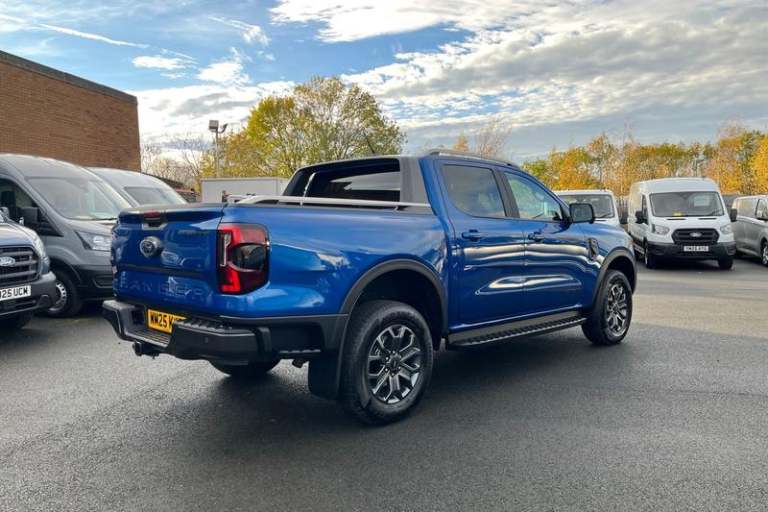 2025 Ford Ranger Wildtrak AUTO 2.0 EcoBlue 205ps 4x4 Double Cab Pick Up SATELLITE NAVIGATION Pick...