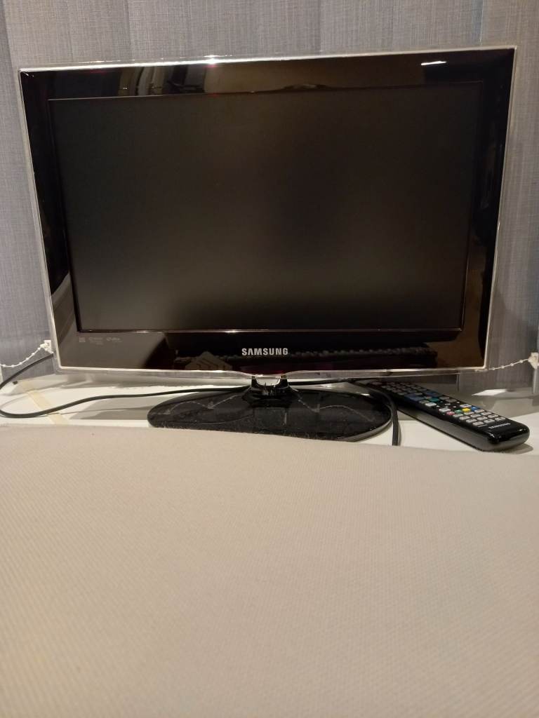 19" Samsung TV