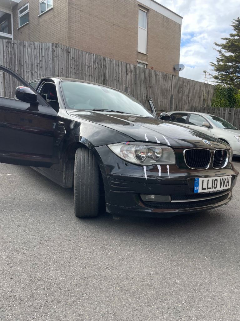 BMW, 1 SERIES, Hatchback, 2010, Manual, 1995 (cc), 5 doors