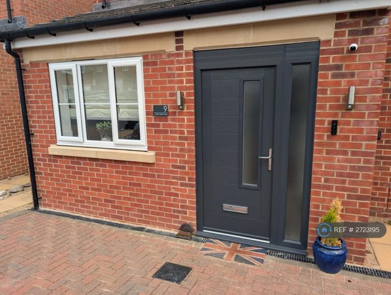 Studio flat in Arella Fields Close, Ilkeston, DE7 (#2723195)