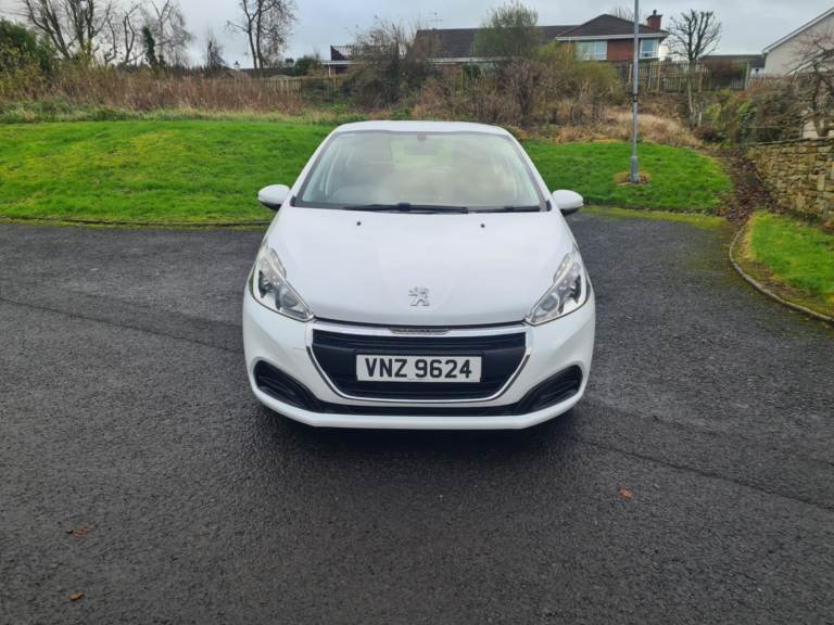 2016 Peugeot 2008 1.6 Hdi Active....GREAT FIRST TIME CAR 