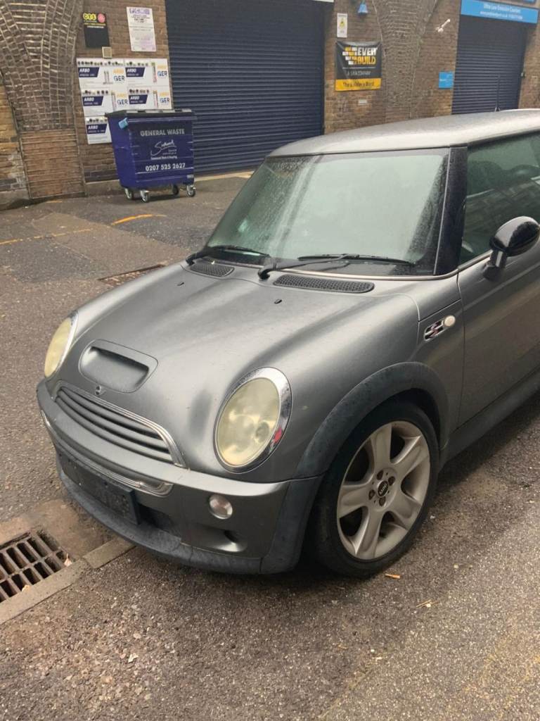 2003 mini cooper s with spare engine £600