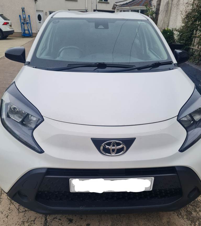 Toyota, AYGO X, Hatchback, 2023, Manual, 998 (cc), 5 doors