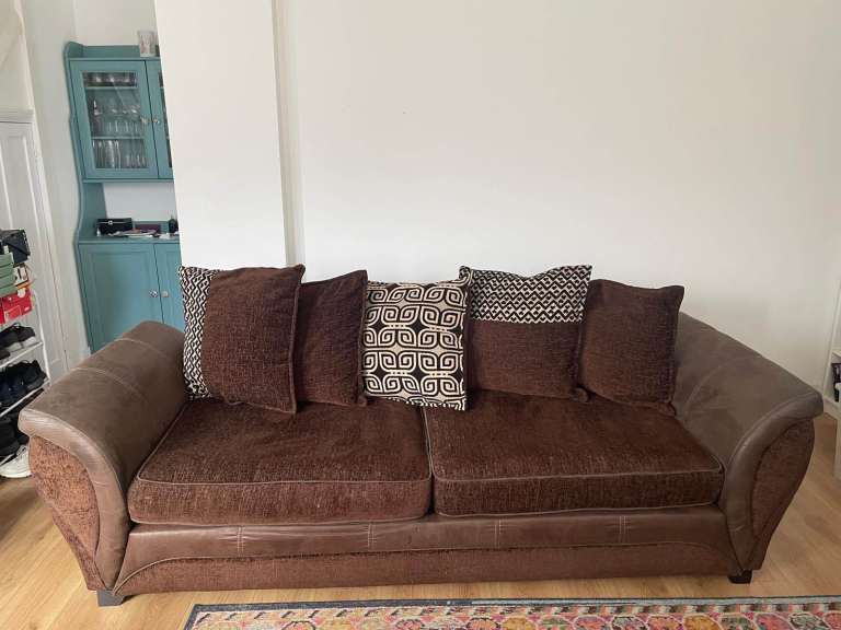 DFS Sofa and Ottoman Storage Footstool - F R E E !   