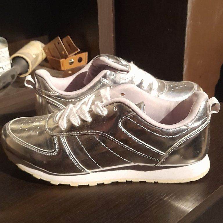 Chrome Trainers